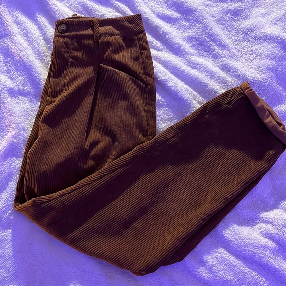 brown corduroy pants!